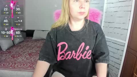 Snapshot of funny_bunny4 chatting on 03-02-25, 07:45 funny_bunny4 online show from 03-02-25, 07:45