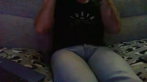 Snapshot of funslimguy chatting on 10-19-25, 10:21 Funslimguy online show from 10-19-25, 10:21