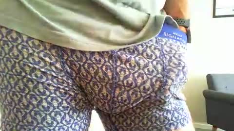 Snapshot of funslimguy chatting on 05-12-26, 02:58 Funslimguy online show from 05-12-26, 02:58