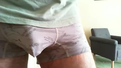 Snapshot of funslimguy chatting on 05-16-26, 01:43 Funslimguy online show from 05-16-26, 01:43
