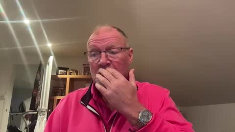 Snapshot of funtime88888 chatting on 12-22-25, 04:15 funtime88888 online show from 12-22-25, 04:15