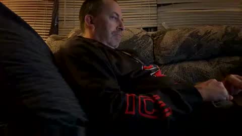 Futuro Marido online show from 12-17-24, 06:56