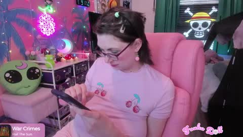 Snapshot of fuuka chatting on 05-22-26, 02:12 Fuuka Doll online show from 05-22-26, 02:12