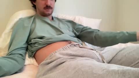 Snapshot of fuzzedpeach chatting on 11-30-25, 04:33 fuzzedpeach online show from 11-30-25, 04:33