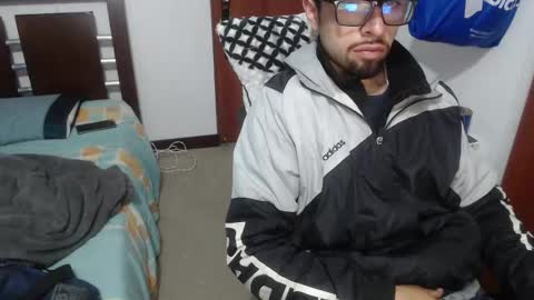 andrew online show from 10-26-25, 03:12