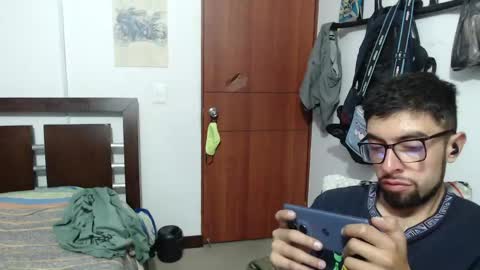 andrew online show from 06-02-26, 03:52