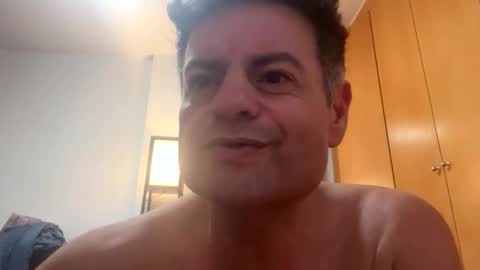 Snapshot of fvmendoza chatting on 09-17-25, 03:35 fvmendoza online show from 09-17-25, 03:35