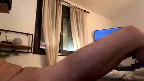 Snapshot of fvmendoza chatting on 09-28-25, 02:33 fvmendoza online show from 09-28-25, 02:33