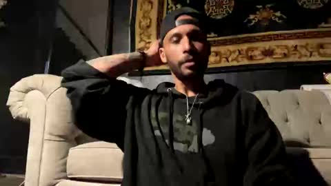 fvvkboyy online show from 02-07-25, 10:50