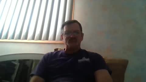 Snapshot of fxson8 chatting on 02-20-25, 12:25 fxson8 online show from 02-20-25, 12:25