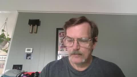 Snapshot of fxson8 chatting on 02-20-26, 04:18 fxson8 online show from 02-20-26, 04:18