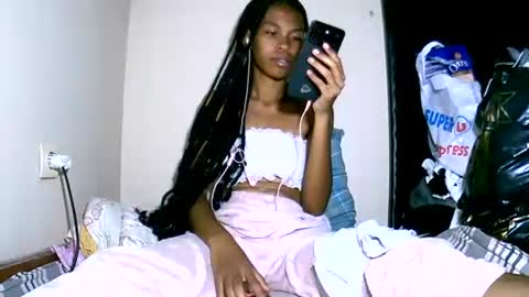 Snapshot of fyah1027 chatting on 01-10-26, 07:37 fyah1027 online show from 01-10-26, 07:37