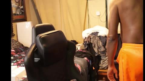 seldom seen online show from 12-22-24, 05:12