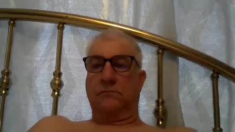 fyrguy101 online show from 12-18-24, 06:03