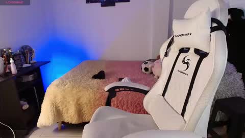 Snapshot of gabbie_kook chatting on 12-04-25, 06:38 gabbie_kook online show from 12-04-25, 06:38