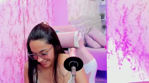 Snapshot of gabbieprice chatting on 09-26-25, 09:19 Gabbie online show from 09-26-25, 09:19