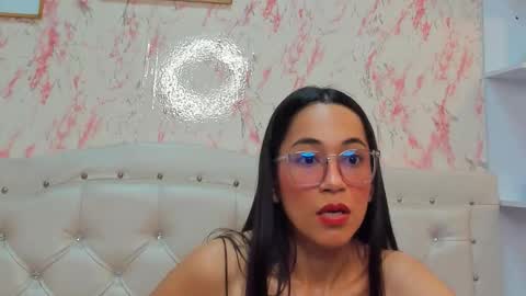 Snapshot of gabbieprice chatting on 10-16-25, 06:09 Gabbie online show from 10-16-25, 06:09