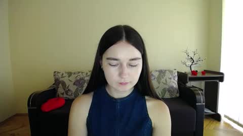 Jaklin online show from 09-22-25, 08:49