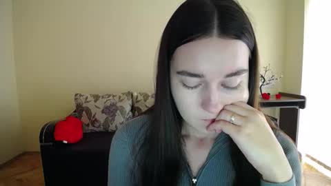 Jaklin online show from 10-14-25, 08:48