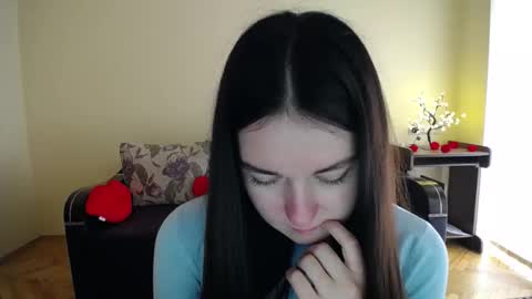 Jaklin online show from 04-22-26, 08:17