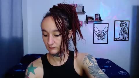gabby_moon09 online show from 10-10-25, 12:15