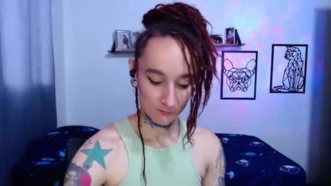 gabby_moon09 online show from 10-12-25, 12:48