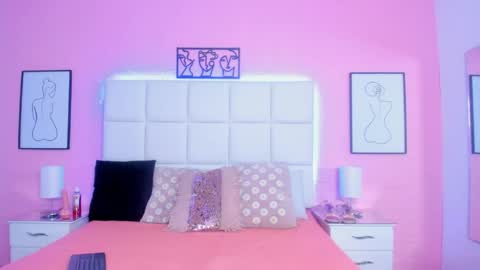 Snapshot of gabby_scott chatting on 05-21-26, 12:12 gabby_scott online show from 05-21-26, 12:12