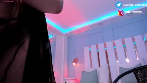 Snapshot of gabi_bunny chatting on 06-04-26, 05:41 Gabi online show from 06-04-26, 05:41