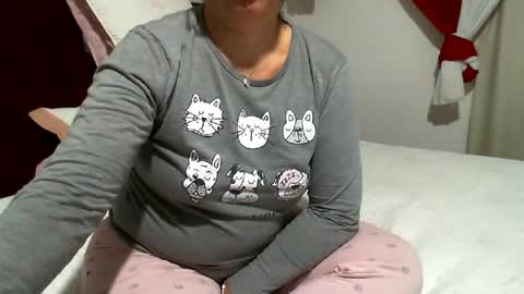 gaby  layla online show from 07-16-26, 11:44