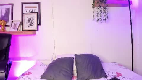 Snapshot of gabihills chatting on 06-28-26, 02:06 GABRIELA online show from 06-28-26, 02:06