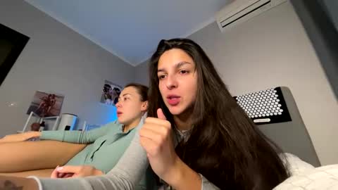 The next stream in car 1 december 10pm time in France online show from 01-30-25, 06:43