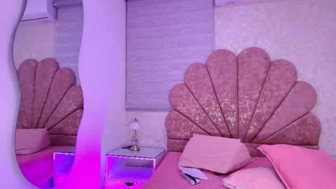 gabriela online show from 04-15-26, 07:58