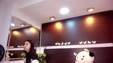 Snapshot of gabriela_meow chatting on 06-01-26, 12:29 Gabby online show from 06-01-26, 12:29