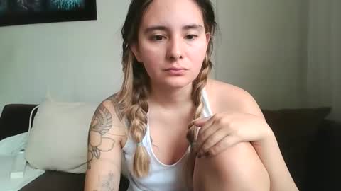 Snapshot of gabriela_miller_2 chatting on 06-04-26, 03:29 Gabriela Miller online show from 06-04-26, 03:29