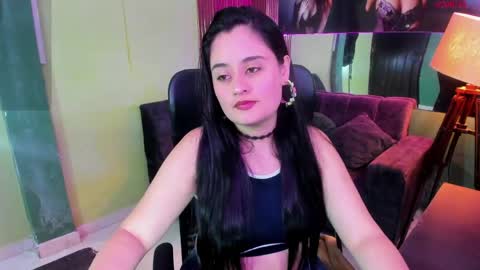 Snapshot of gabriela_tm1 chatting on 05-25-26, 01:39 GABRIELA online show from 05-25-26, 01:39