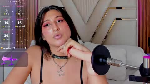 Gabriela Kassi online show from 03-11-25, 09:56