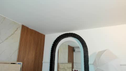 Gabriela Kassi online show from 04-17-26, 09:12