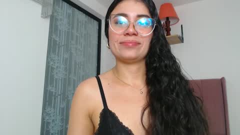 Snapshot of gabrielarossa chatting on 01-17-25, 02:39 GabrielaRossa online show from 01-17-25, 02:39