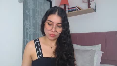 Snapshot of gabrielarossa chatting on 02-21-25, 01:44 GabrielaRossa online show from 02-21-25, 01:44