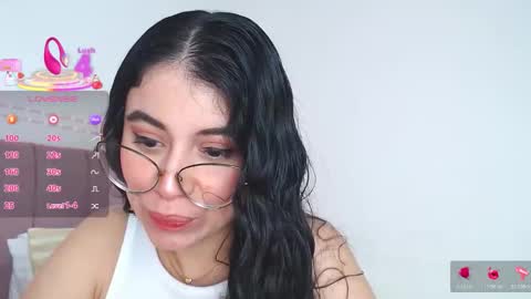 Snapshot of gabrielarossa chatting on 11-12-25, 01:33 GabrielaRossa online show from 11-12-25, 01:33