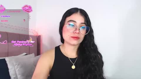 Snapshot of gabrielarossa chatting on 12-16-25, 02:11 GabrielaRossa online show from 12-16-25, 02:11