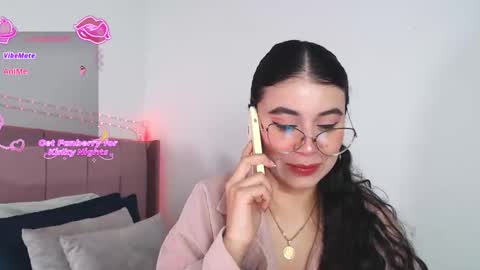 Snapshot of gabrielarossa chatting on 12-17-25, 12:55 GabrielaRossa online show from 12-17-25, 12:55