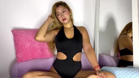 gabrielatafur1 online show from 10-25-25, 11:07