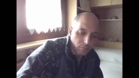 Snapshot of gabrielegr22 chatting on 10-22-25, 01:11 Gabriele online show from 10-22-25, 01:11
