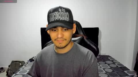 Snapshot of gabrieljr99 chatting on 09-26-25, 05:11 Gabe online show from 09-26-25, 05:11