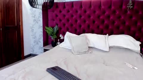 gabriell_ramirez_ online show from 01-24-25, 06:57