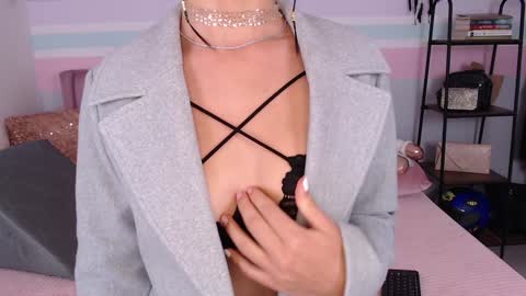 Snapshot of gabriella_bg chatting on 01-28-25, 07:53 Gaby online show from 01-28-25, 07:53