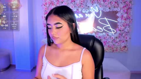 Snapshot of gabriellalee_ chatting on 03-09-25, 03:22 Gabriella Lee online show from 03-09-25, 03:22