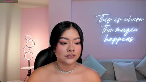 Snapshot of gabriellalee_ chatting on 10-07-25, 02:31 Gabriella Lee online show from 10-07-25, 02:31