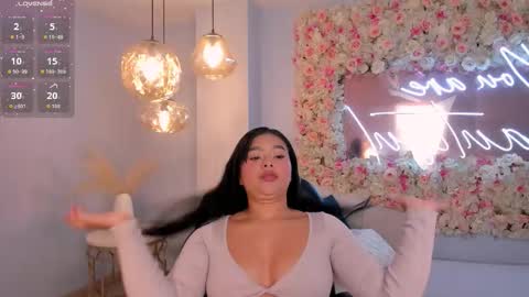 Gabriella Lee online show from 11-21-25, 02:32